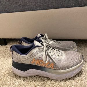 HOKA BONDI